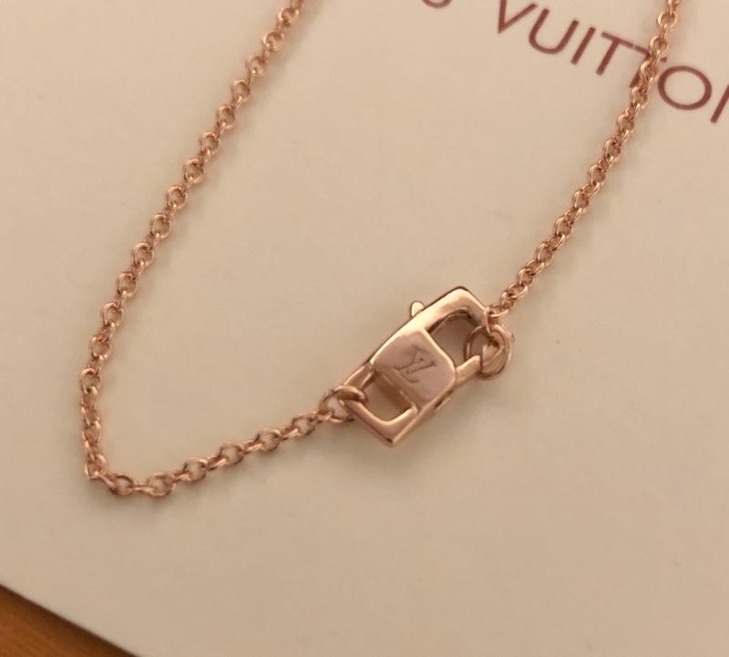 Louis Vuitton Necklaces